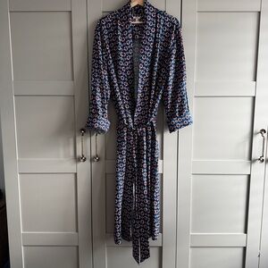 LyreBird Classic Silky Robe L/XL Anthropologie Intimates Sleepwear Navy Print